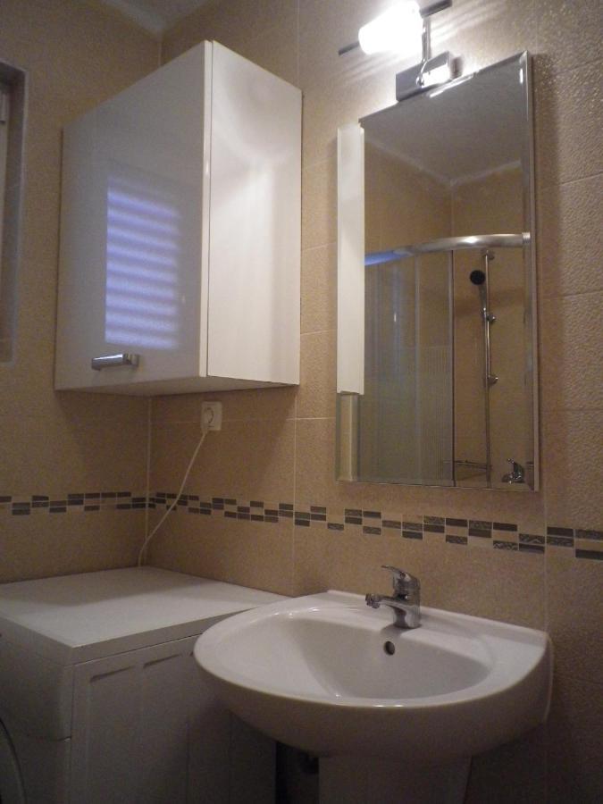 Apartment Emili Marina Rum bild