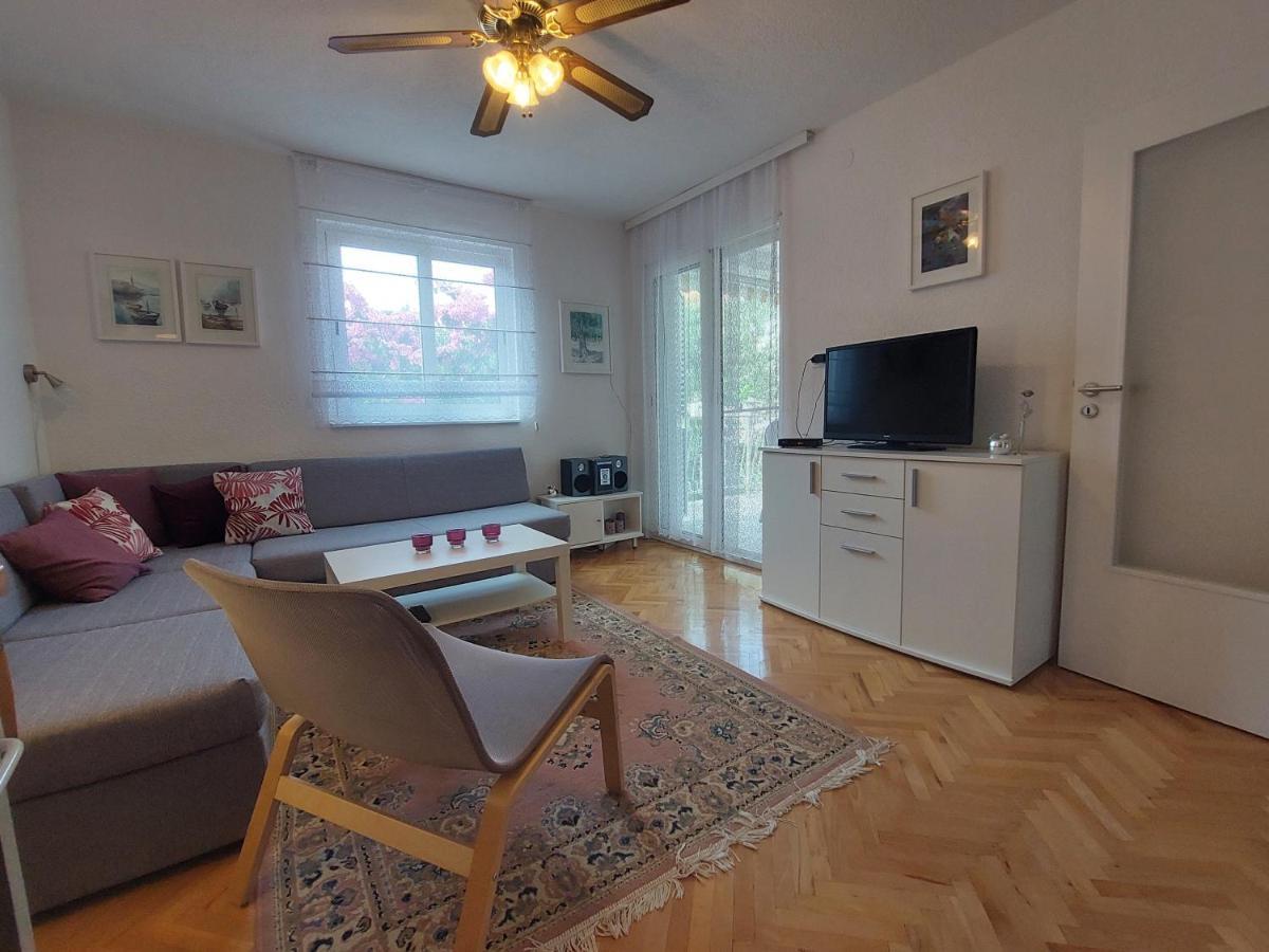 Apartment Emili Marina Exteriör bild